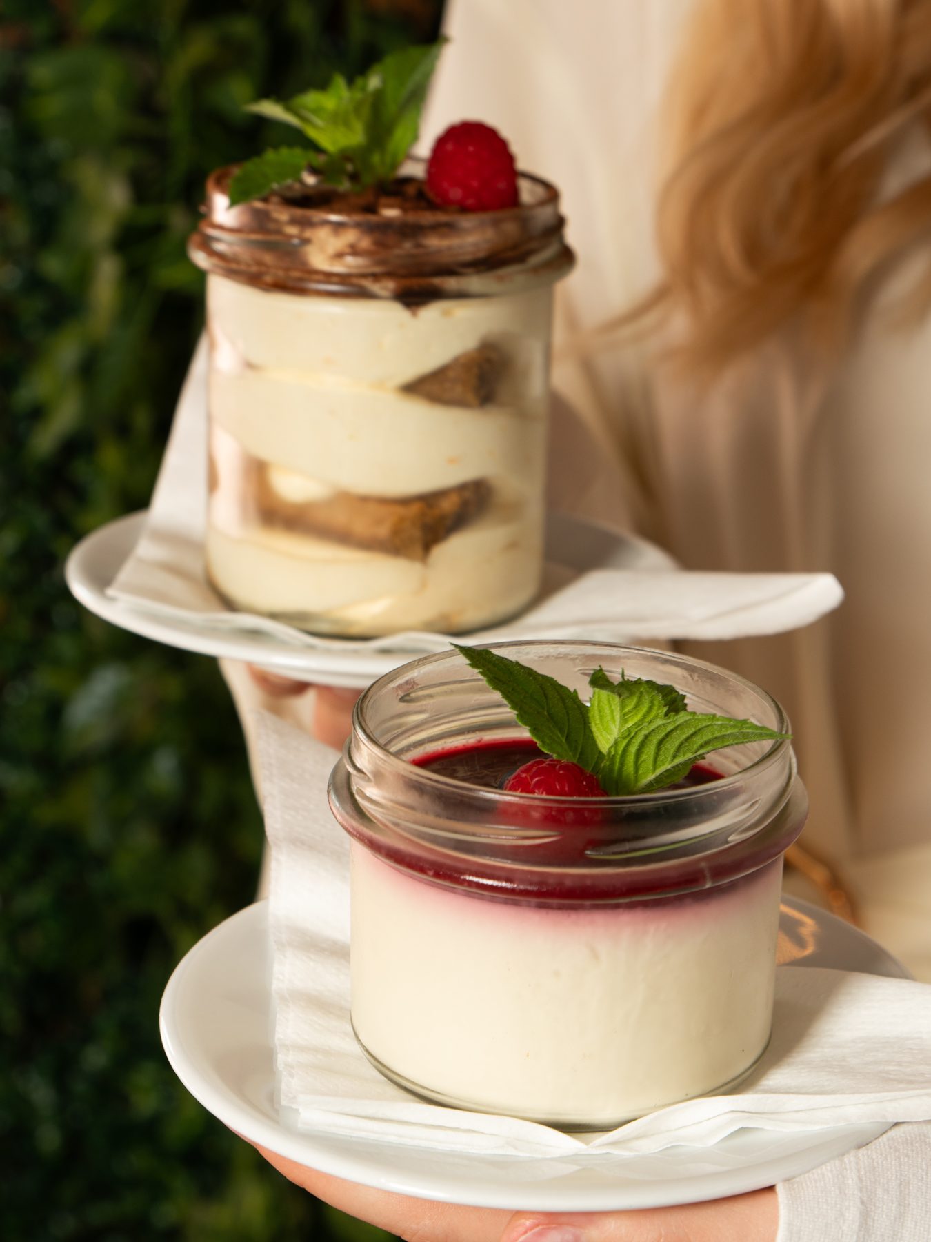Desery: tiramisu i panna cotta - Despe